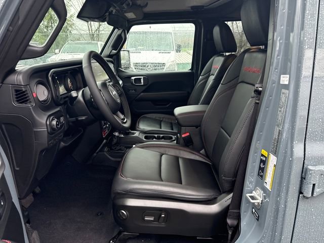 Used 2025 Jeep Gladiator Rubicon w/ Convenience Group image 14