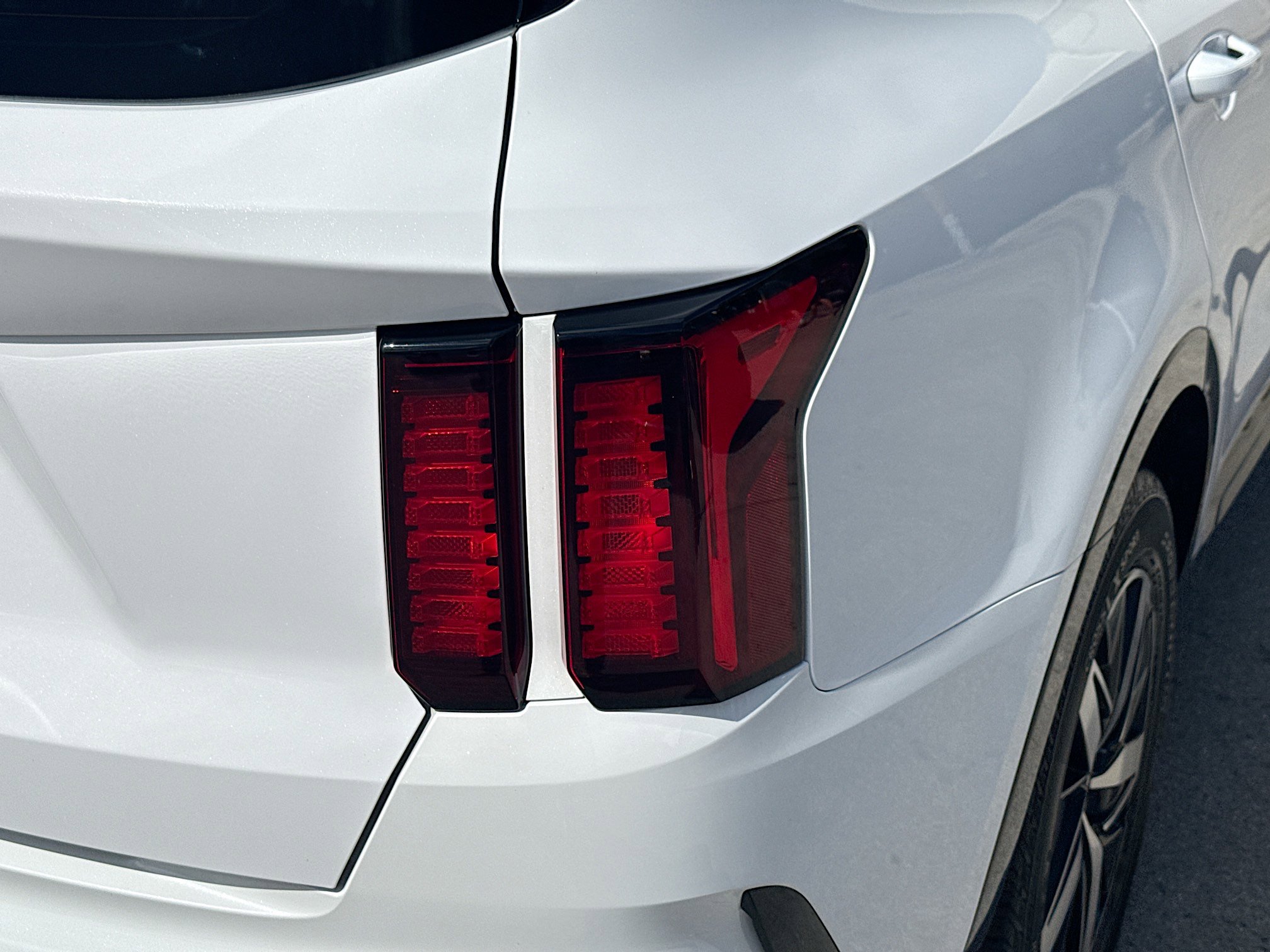 Used 2023 Kia Sorento S image 26