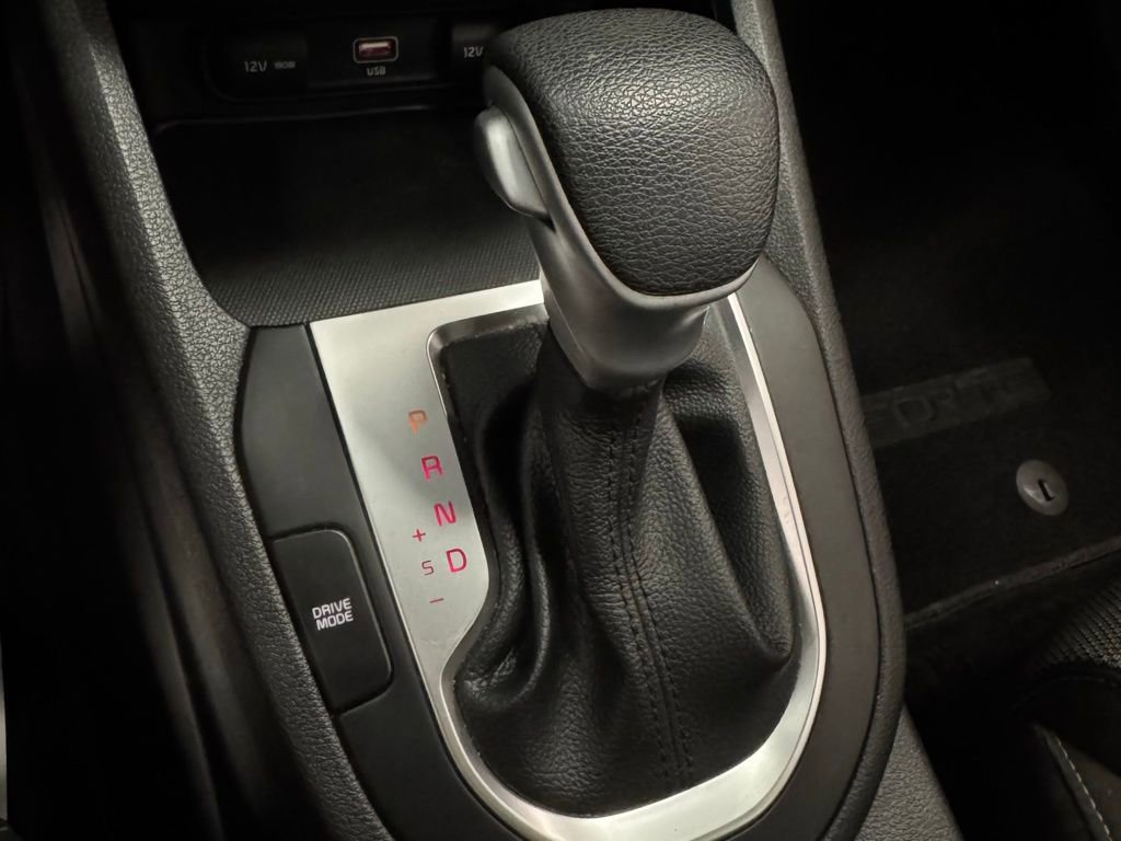 Used 2023 Kia Forte LXS image 23