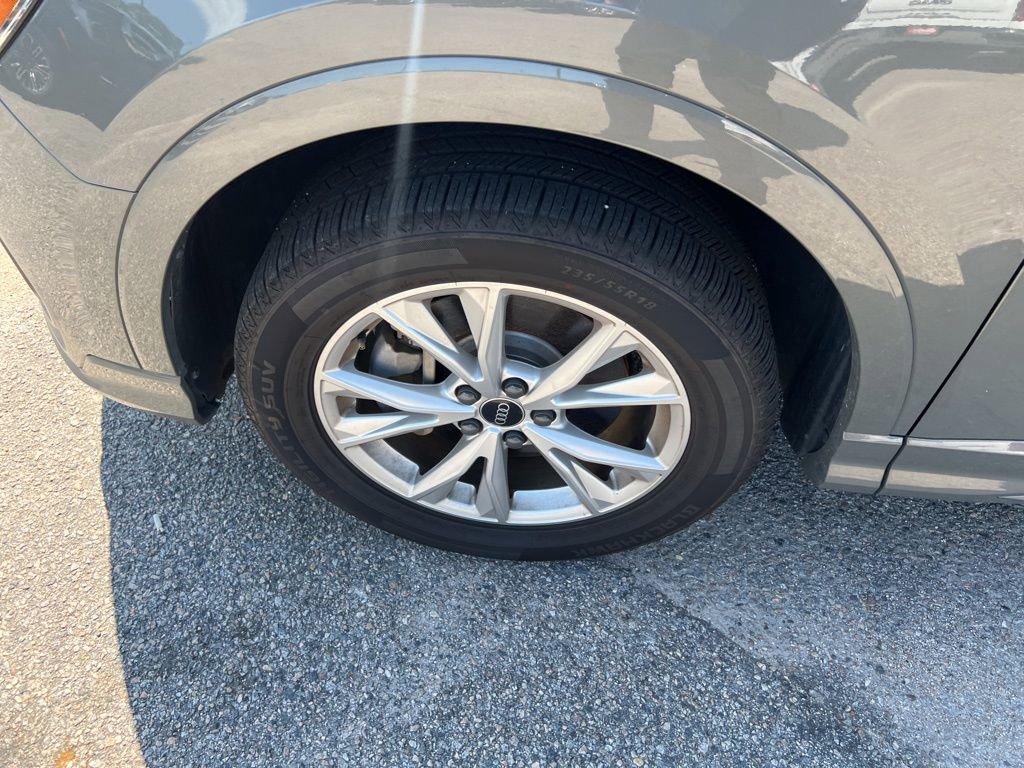 Used 2024 Audi Q3 2.0T Premium image 31