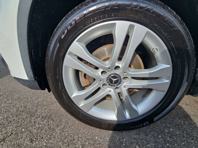 Used 2019 Mercedes-Benz GLA 250 4MATIC image 35