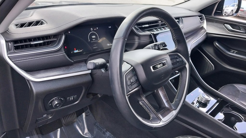 Used 2022 Jeep Grand Cherokee L Limited image 20