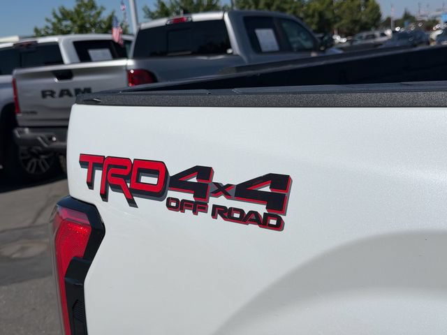 Used 2024 Toyota Tundra Limited w/ TRD Off-Road Package AWD/4WD image 7