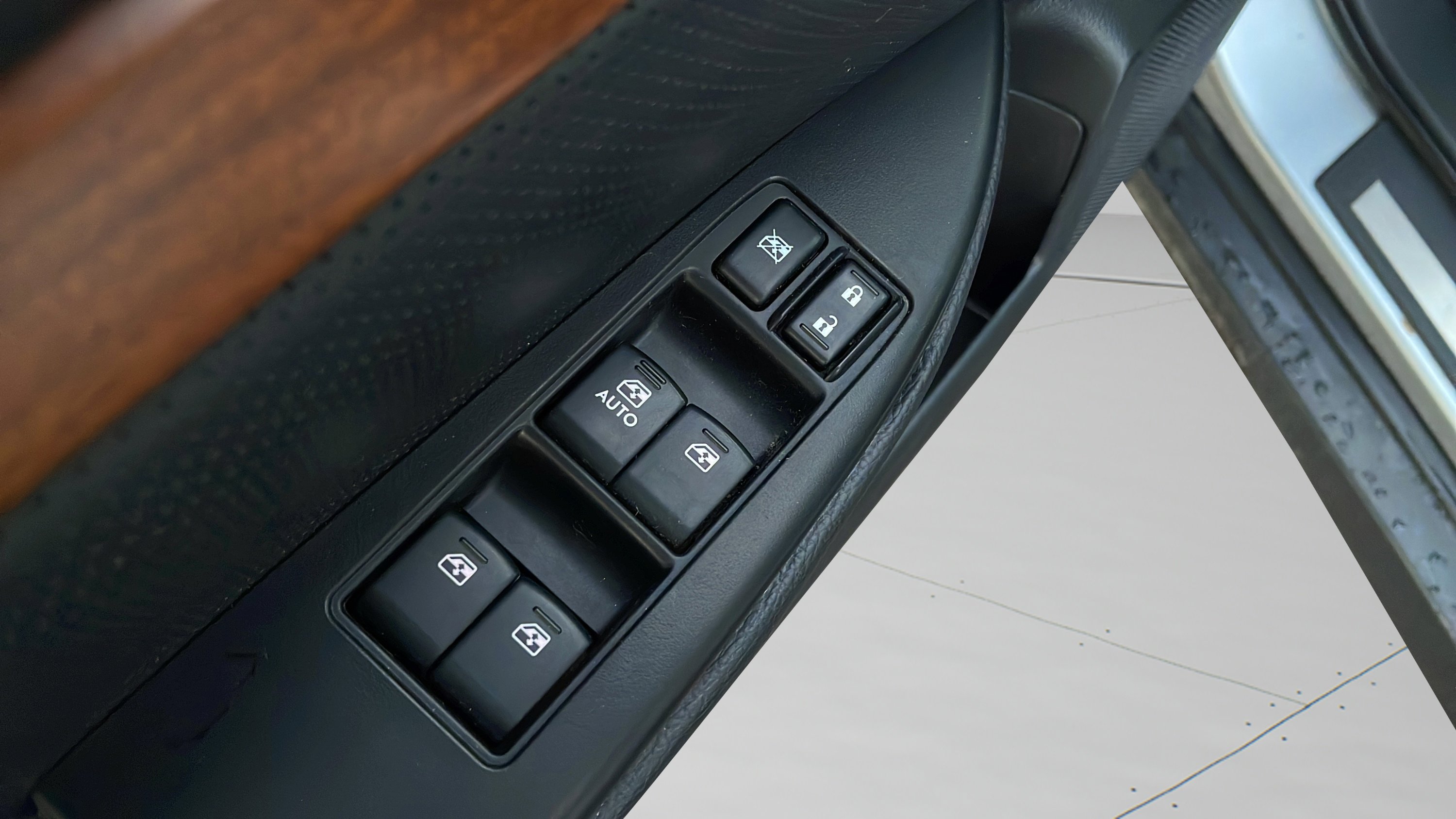 Used 2014 Subaru Outback 2.5i Limited w/ Moonroof Package image 19