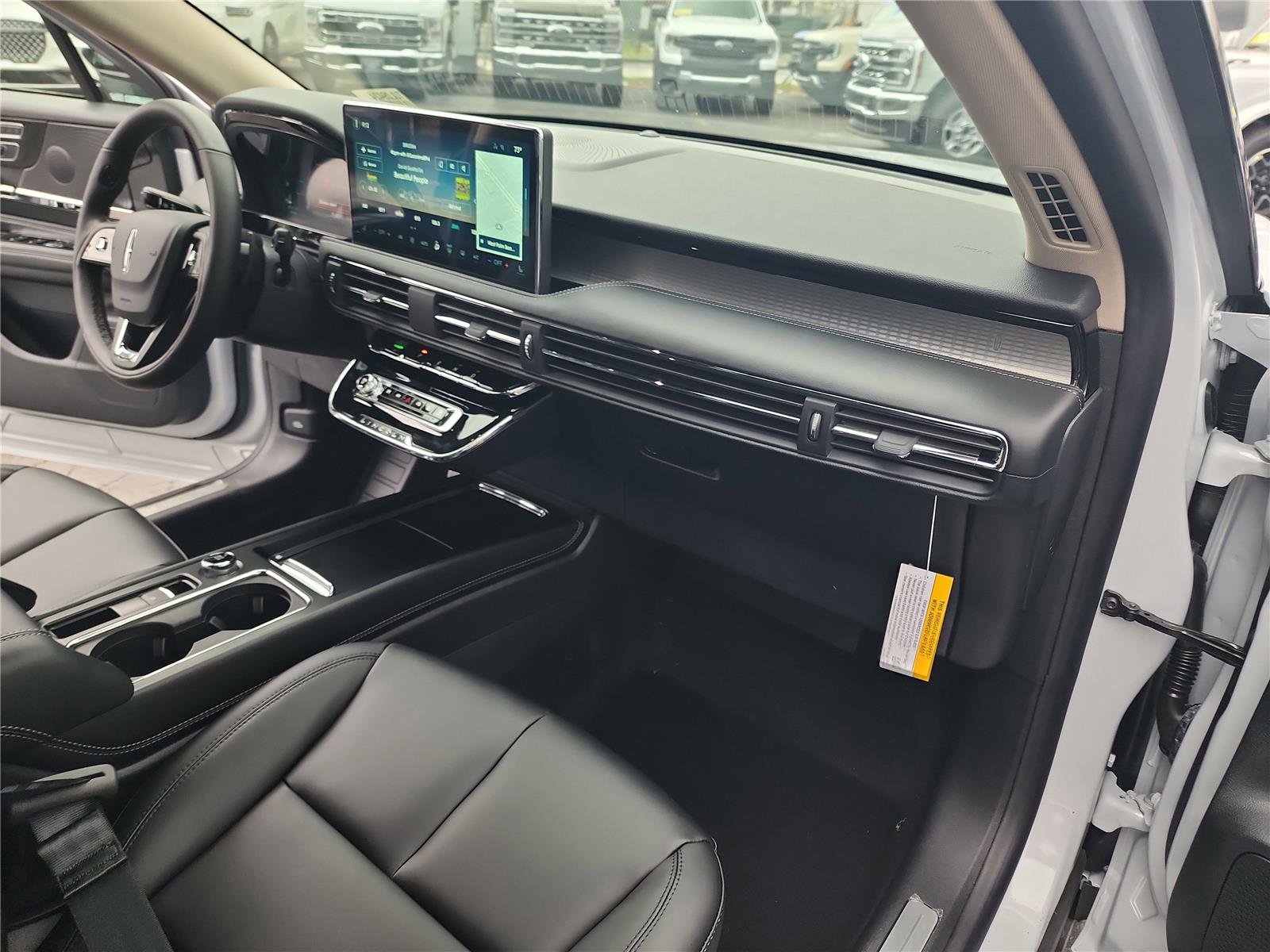 New 2026 Lincoln Corsair Premiere image 24