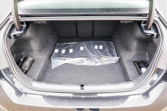 Used 2025 BMW 530i xDrive w/ Executive Package image 22