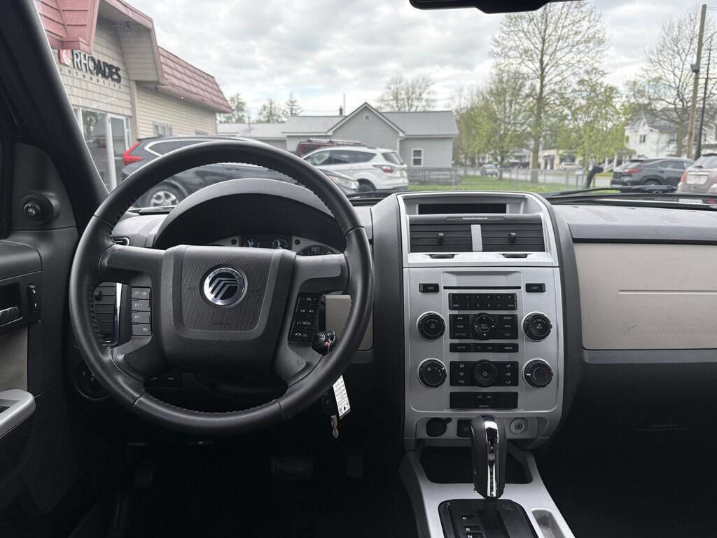 Used 2011 Mercury Mariner 2WD w/ 101A Rapid Spec Order Code image 26