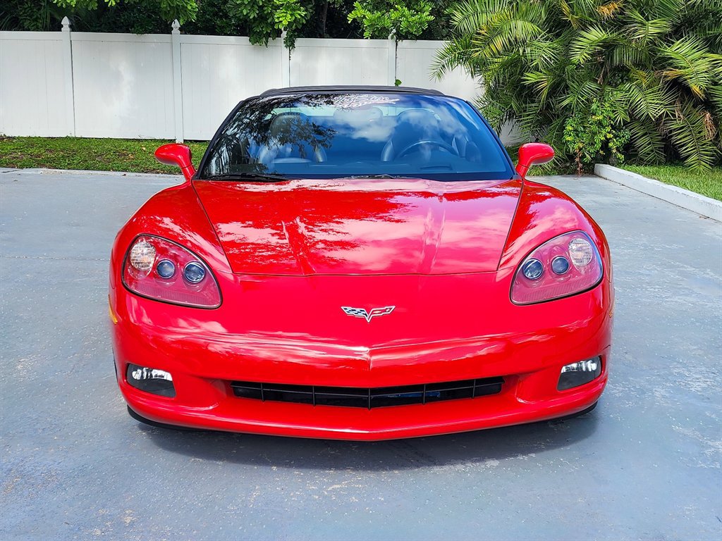 Used 2006 Chevrolet Corvette Coupe image 3