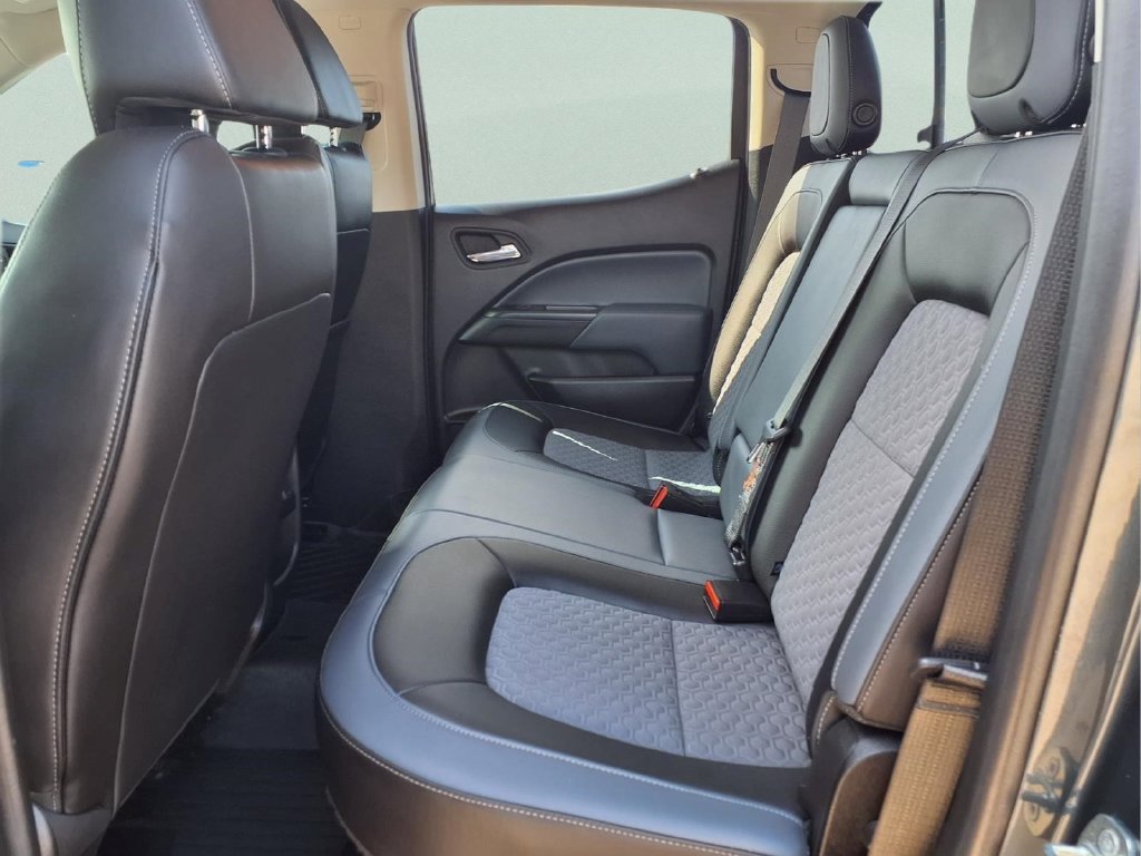 Used 2019 Chevrolet Colorado Z71 AWD/4WD image 13