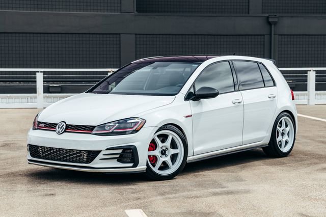 Used 2019 Volkswagen GTI SE FWD image 40