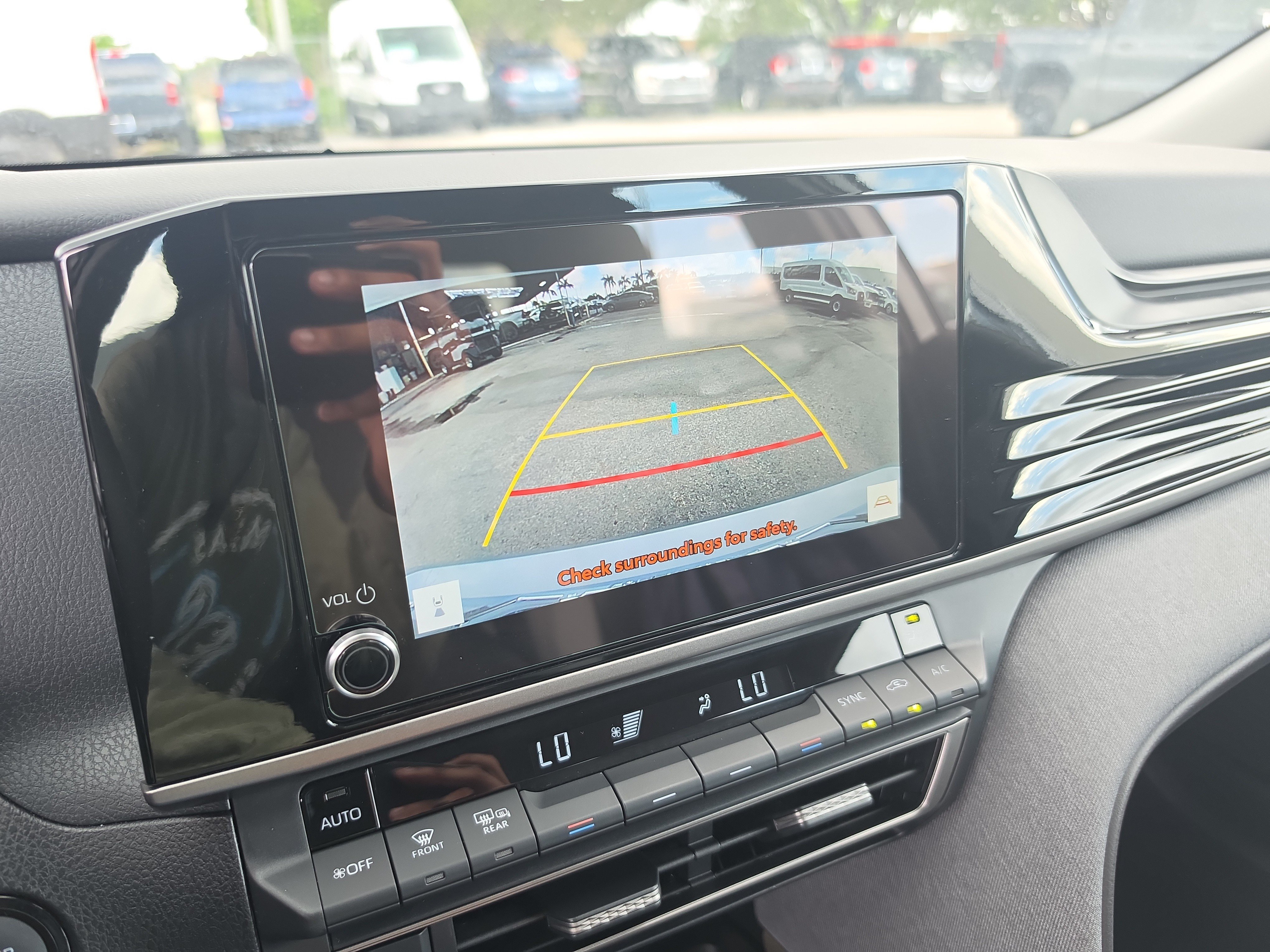 Used 2025 Toyota Camry LE FWD image 8