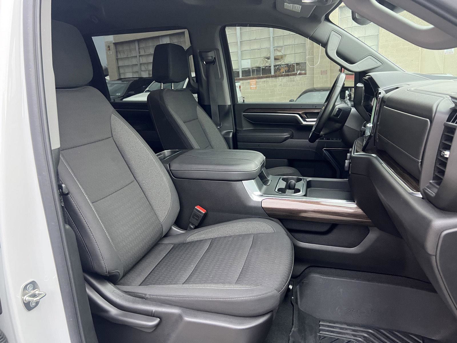 Used 2024 Chevrolet Silverado 2500 LT w/ All Star Edition AWD/4WD image 18