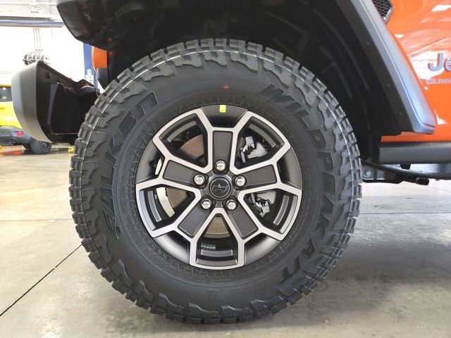 New 2025 Jeep Gladiator Mojave w/ Convenience Group image 10