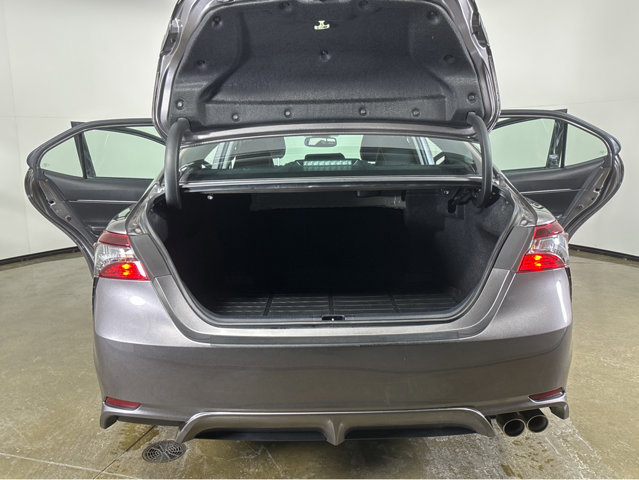 Used 2024 Toyota Camry SE image 20