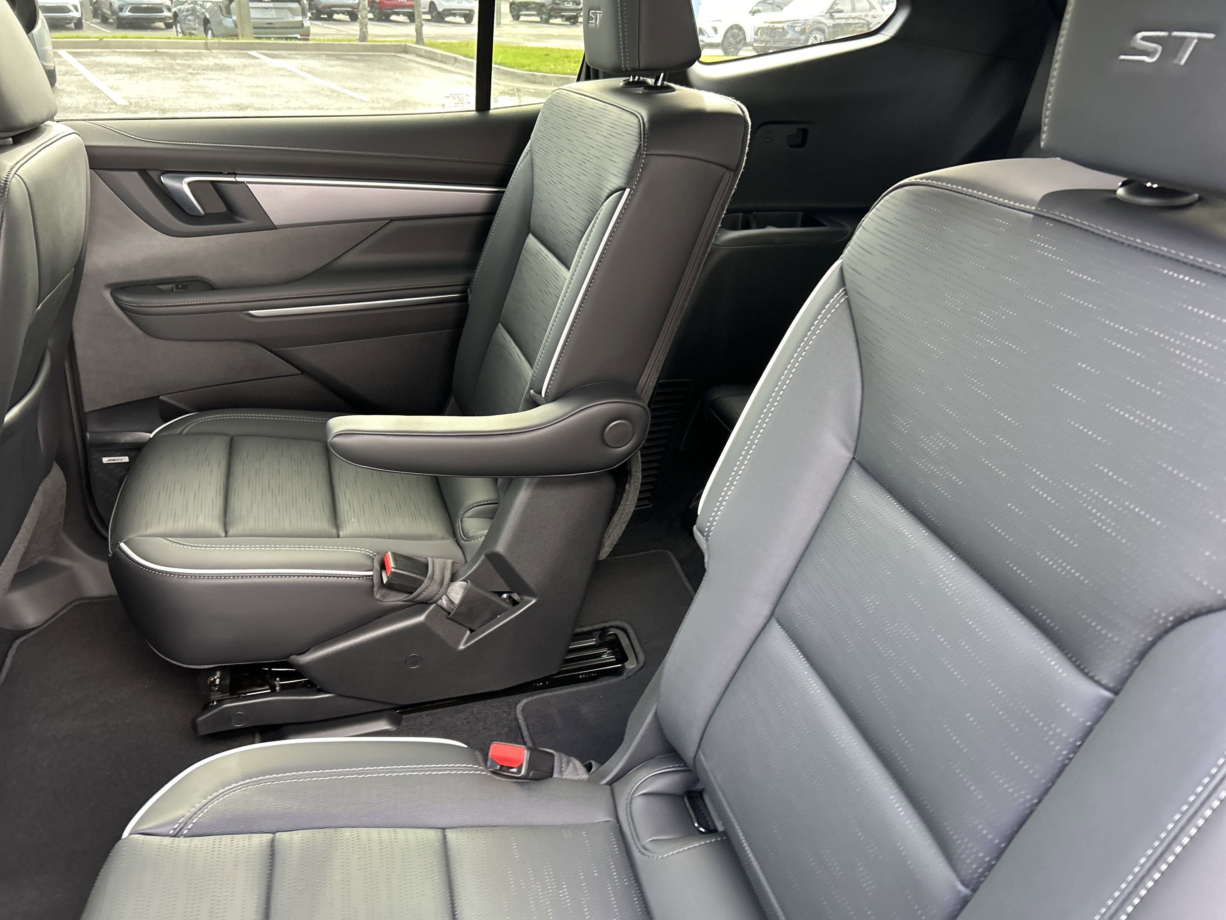 New 2025 Buick Enclave Sport Touring w/ Power Package image 18