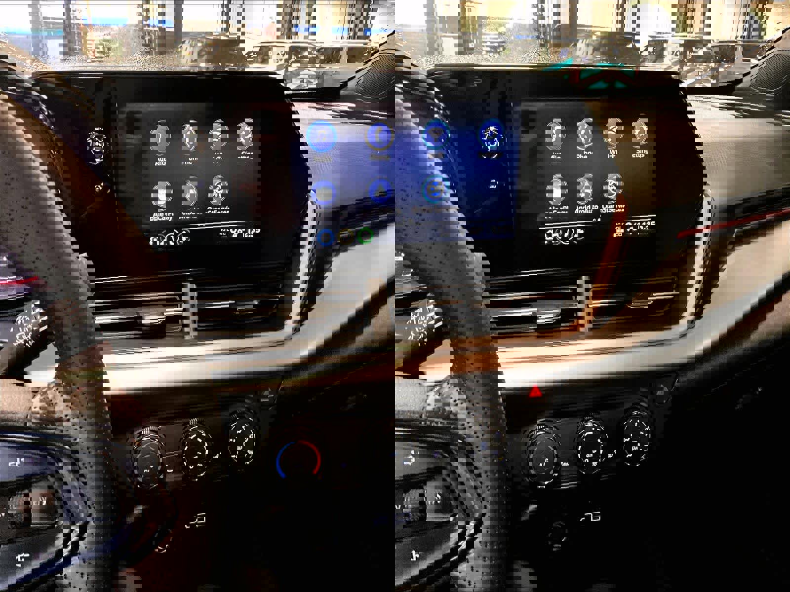 Used 2024 Chevrolet Trax RS image 19