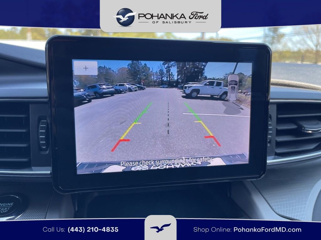 Certified 2022 Ford Explorer XLT w/ Equipment Group 202A image 11