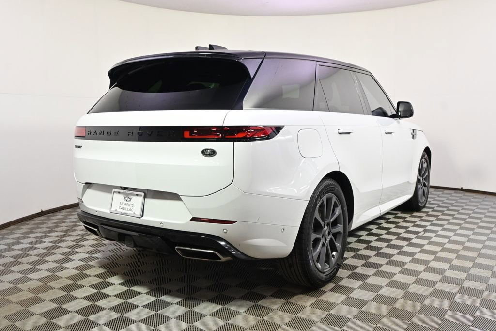Used 2023 Land Rover Range Rover Sport SE Dynamic image 6