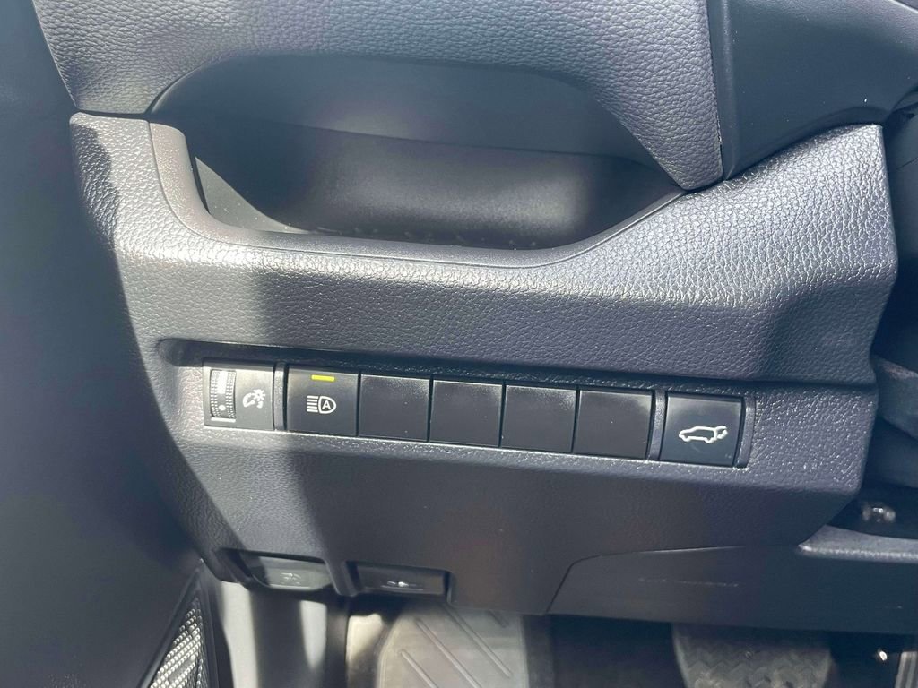 Used 2023 Toyota RAV4 XLE w/ Convenience Package image 22