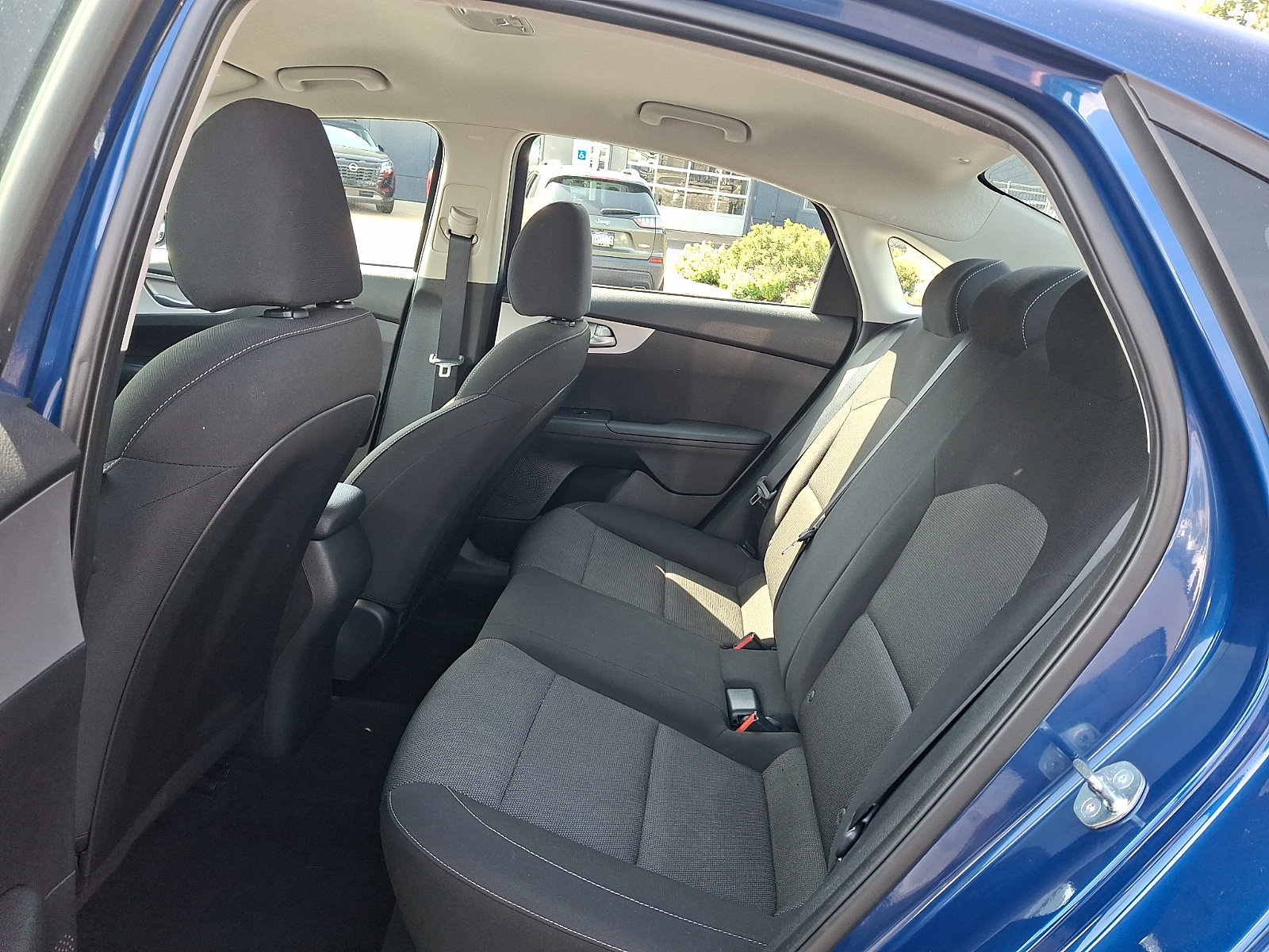 Used 2023 Kia Forte LXS w/ LXS Technology Package FWD image 12