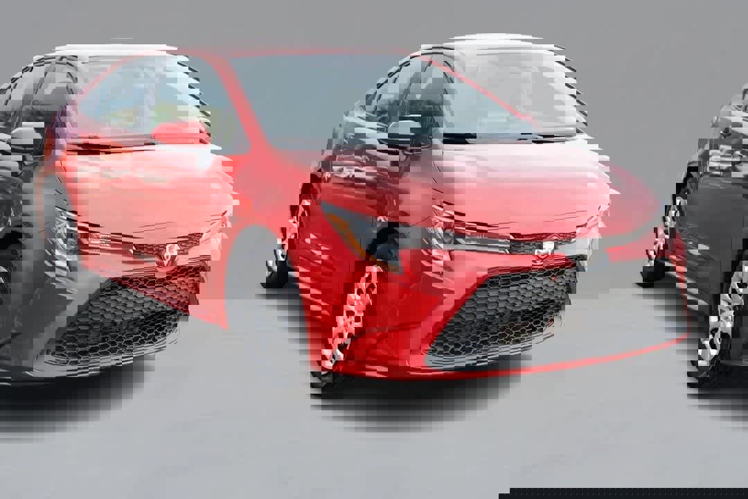 Used 2020 Toyota Corolla LE image 3