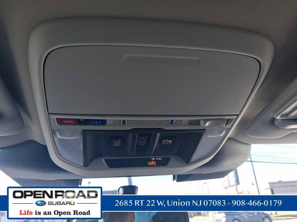 Used 2023 Subaru Forester Premium AWD/4WD image 27