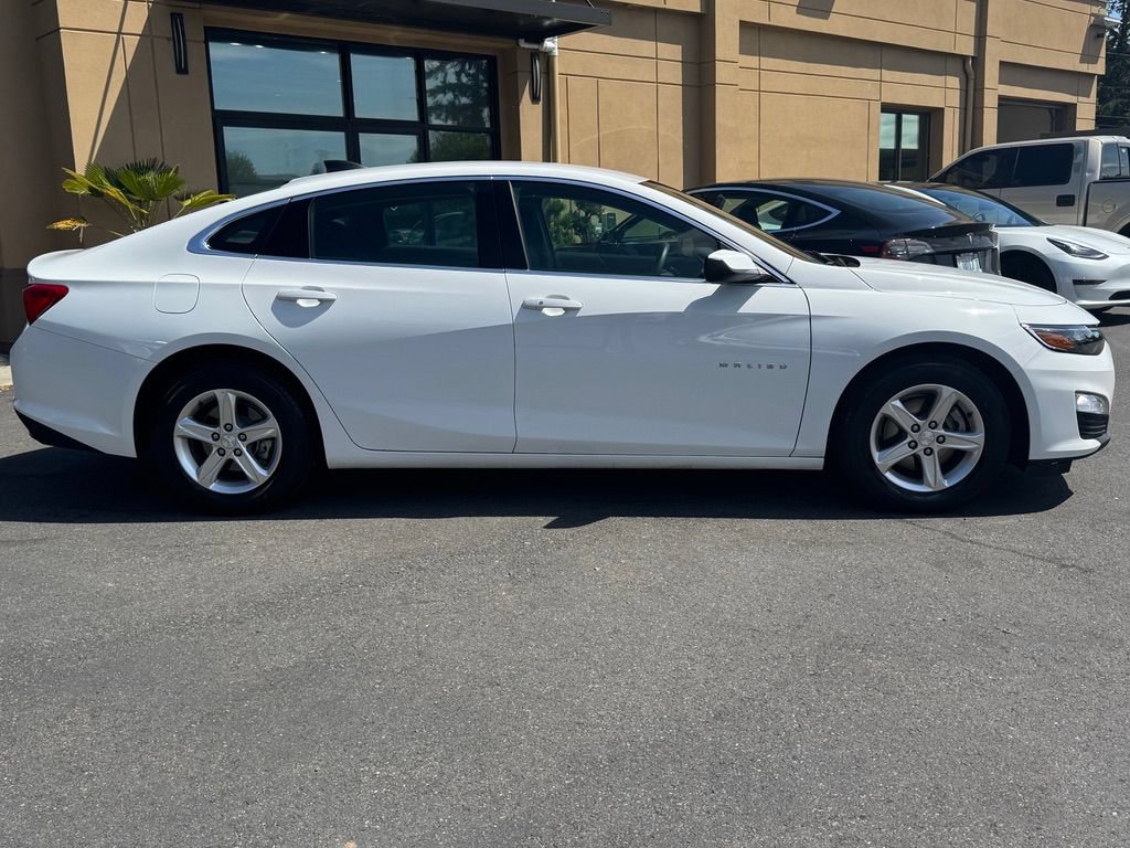 Used 2023 Chevrolet Malibu LS w/ Driver Confidence Package FWD image 8