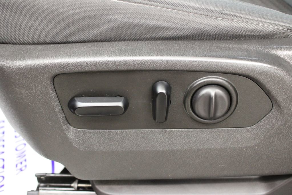 Used 2019 Chevrolet Silverado 1500 LT w/ All-Star Edition image 18