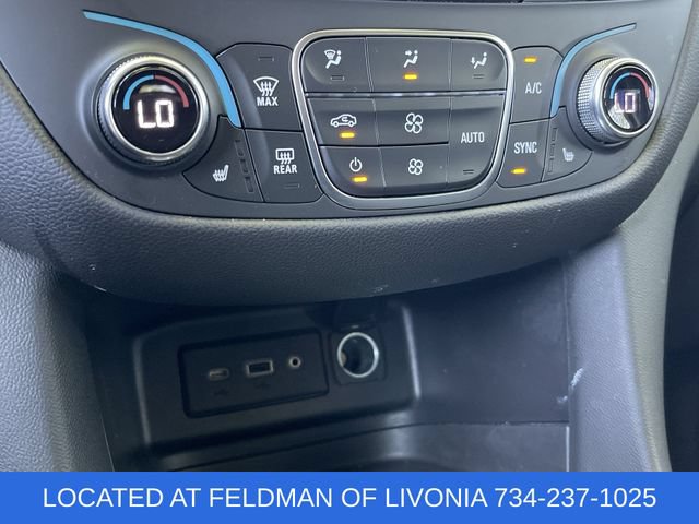 Used 2024 Chevrolet Equinox LT FWD image 17