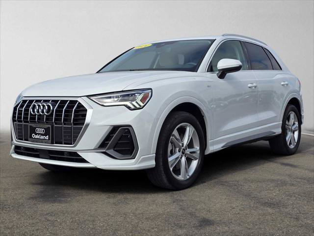 Certified 2024 Audi Q3 2.0T Premium w/ Convenience Package AWD/4WD image 7