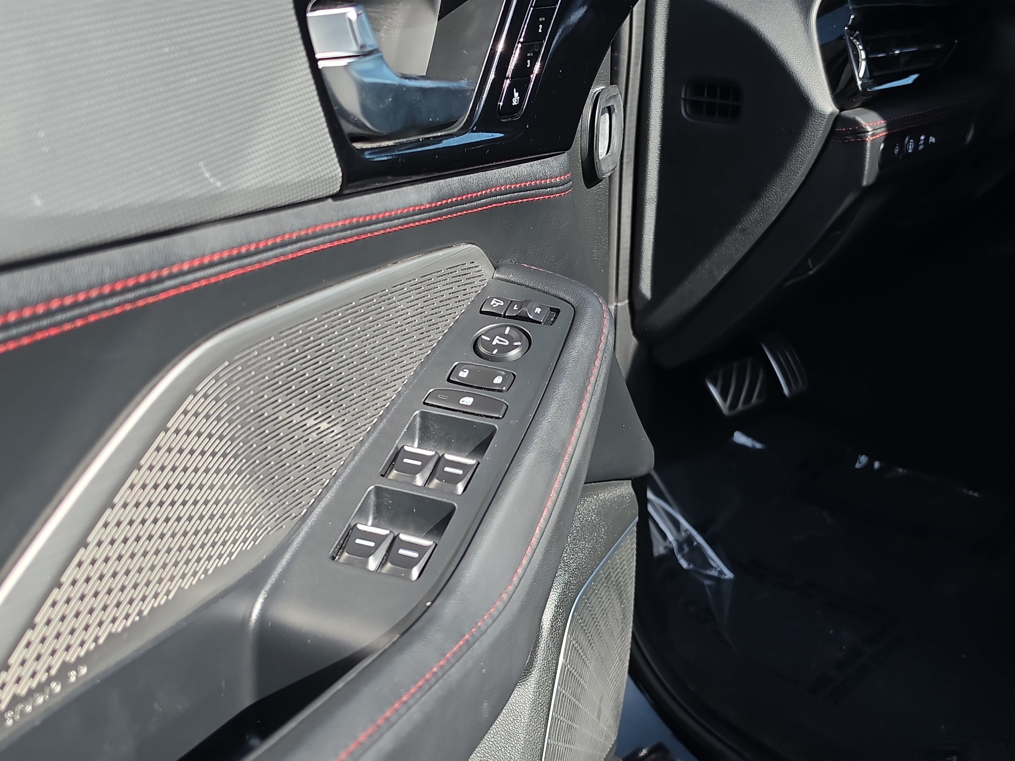 Used 2024 Acura MDX A-Spec AWD/4WD image 21
