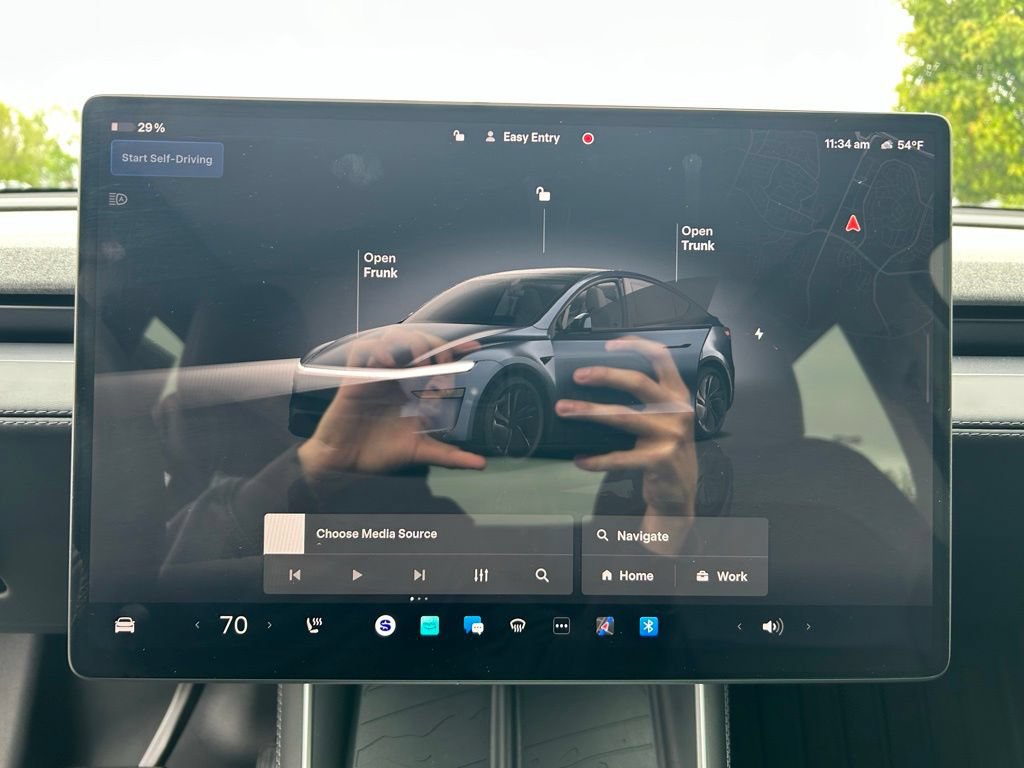 Used 2026 Tesla Model Y Long Range AWD/4WD image 16
