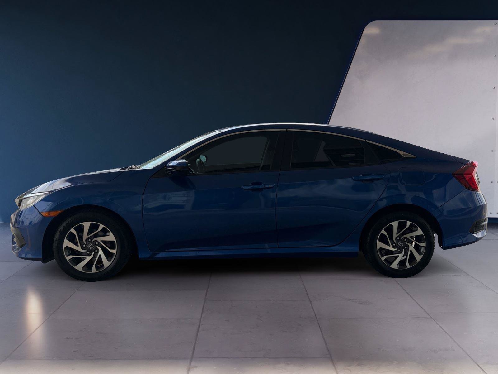 Used 2016 Honda Civic EX image 2