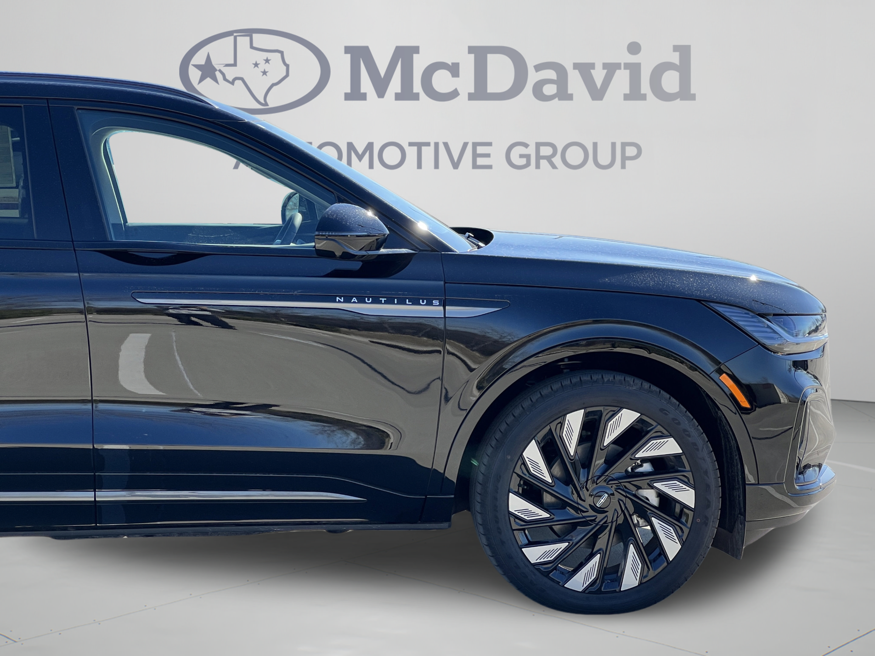 New 2026 Lincoln Nautilus Reserve w/ Jet Appearance Package AWD/4WD image 36