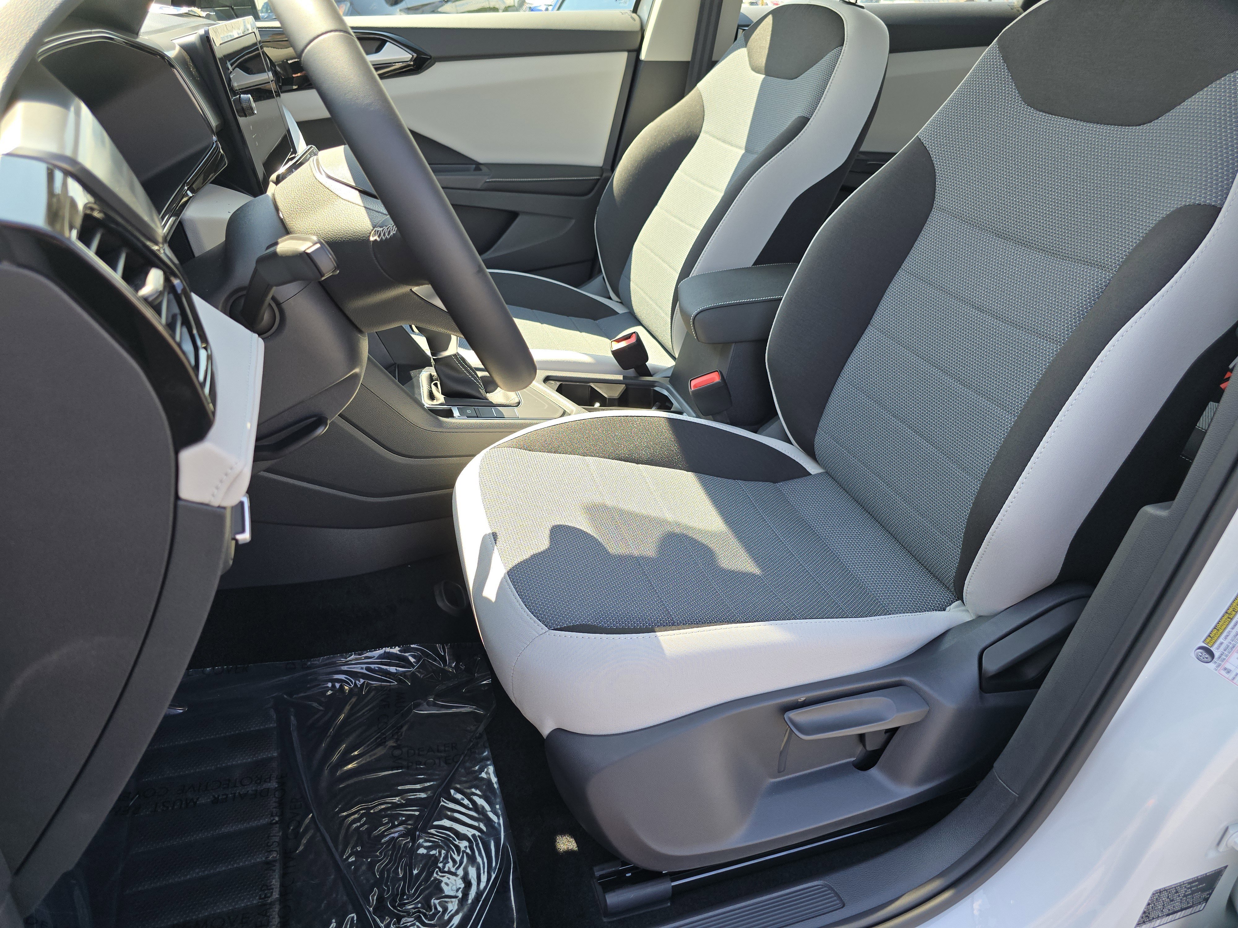 New 2025 Volkswagen Taos S image 20