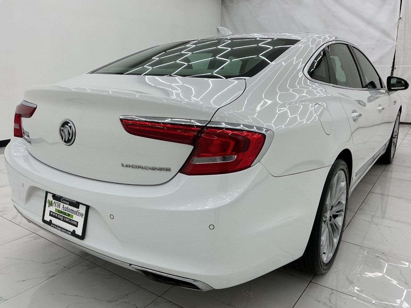 Used 2017 Buick LaCrosse Essence w/ Sun and Shade Package FWD image 8