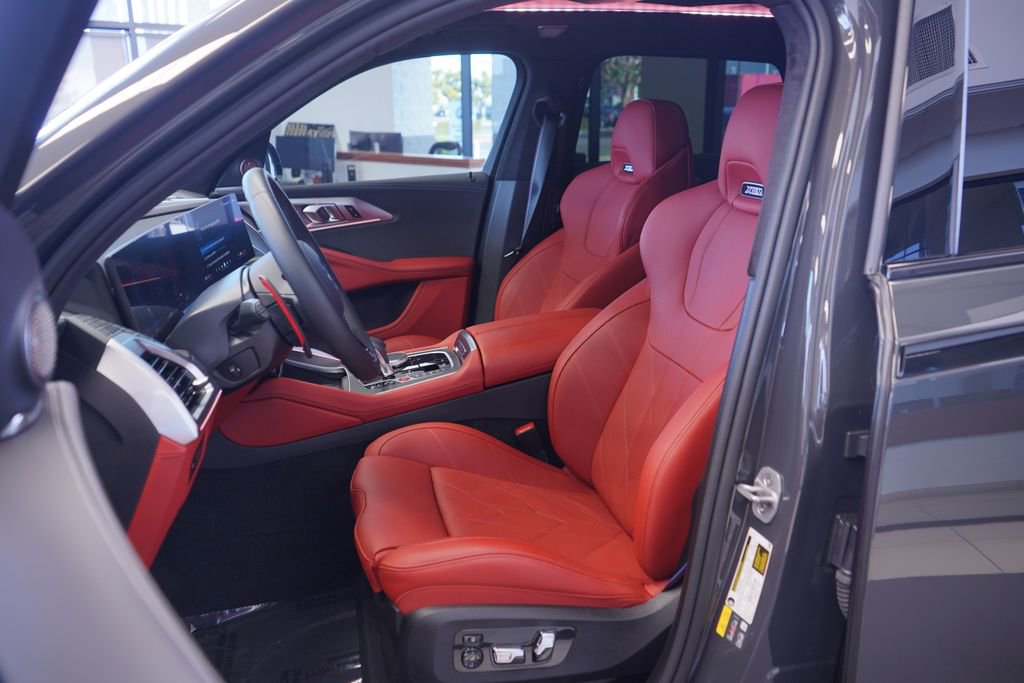 Used 2025 BMW XM AWD/4WD image 7