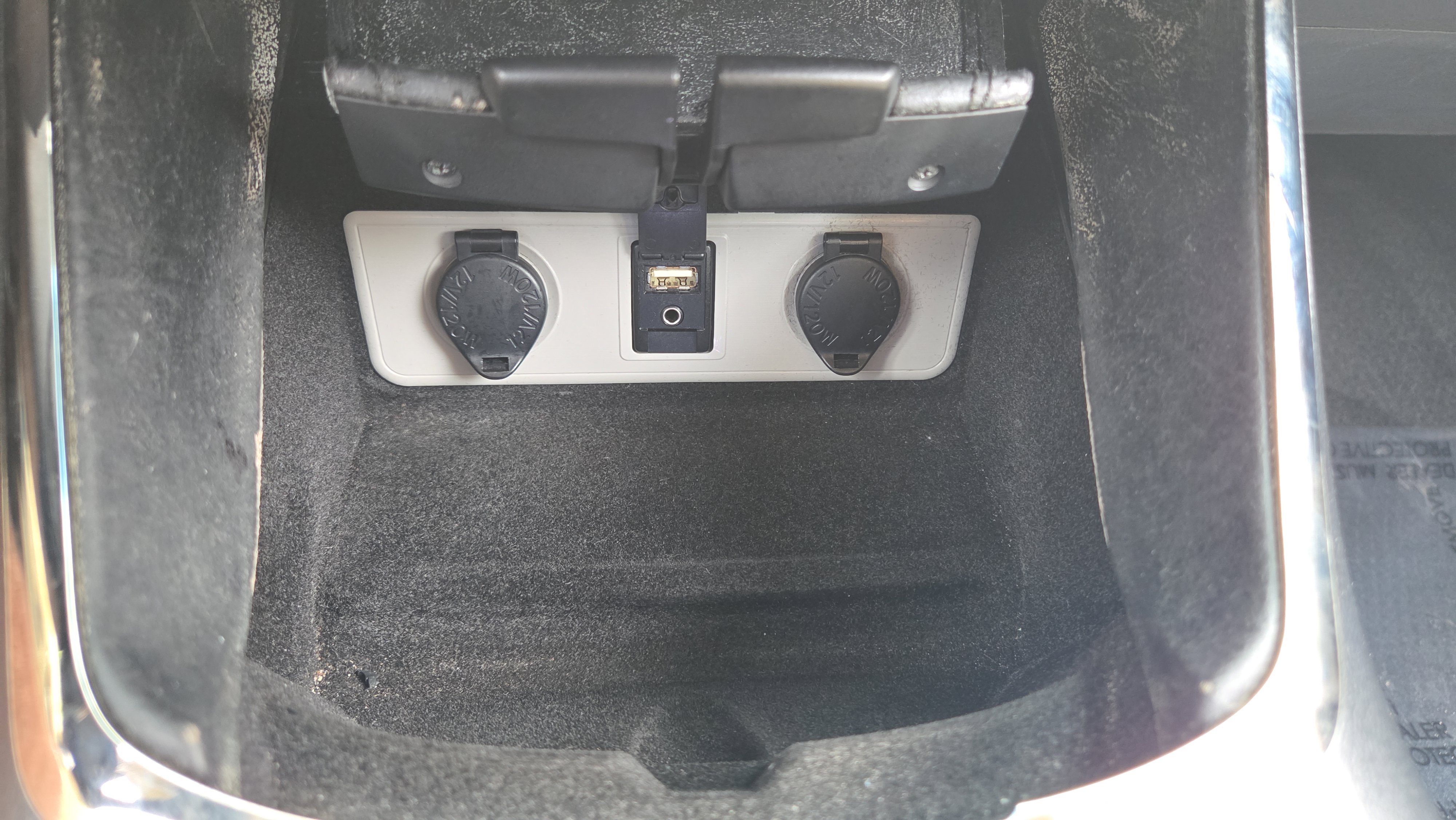 Used 2014 Toyota Avalon Limited image 33