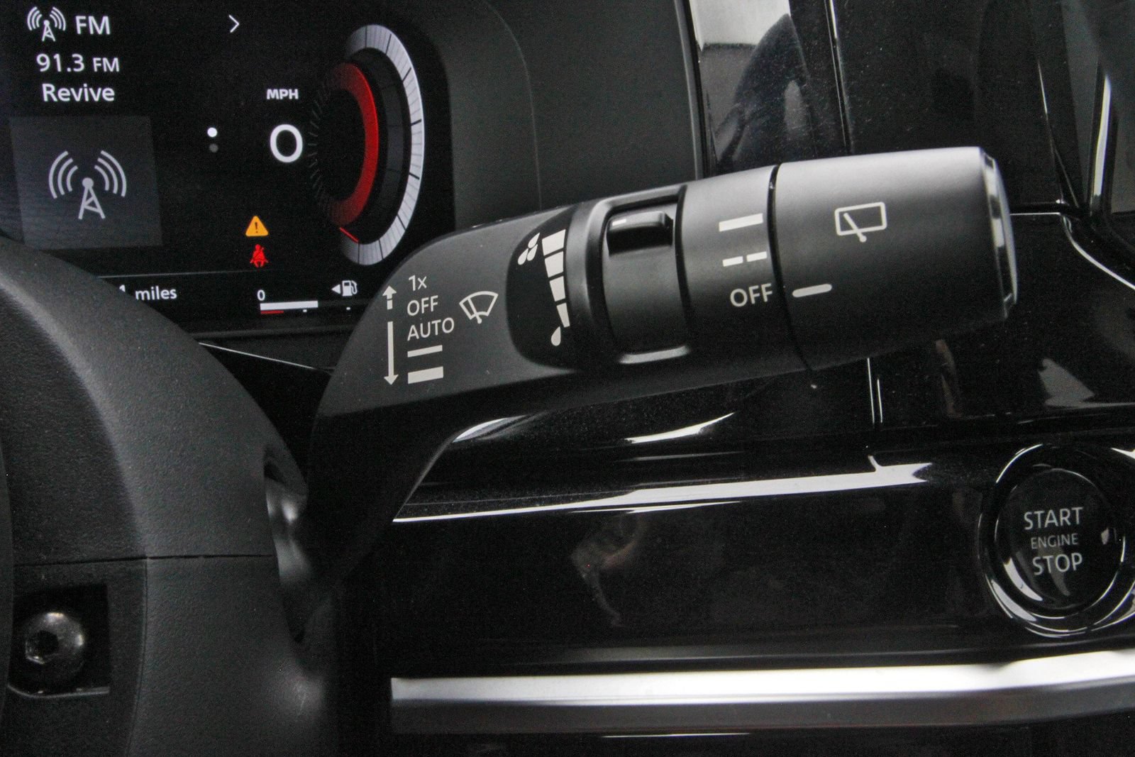 Certified 2025 Nissan Pathfinder Platinum AWD/4WD image 23