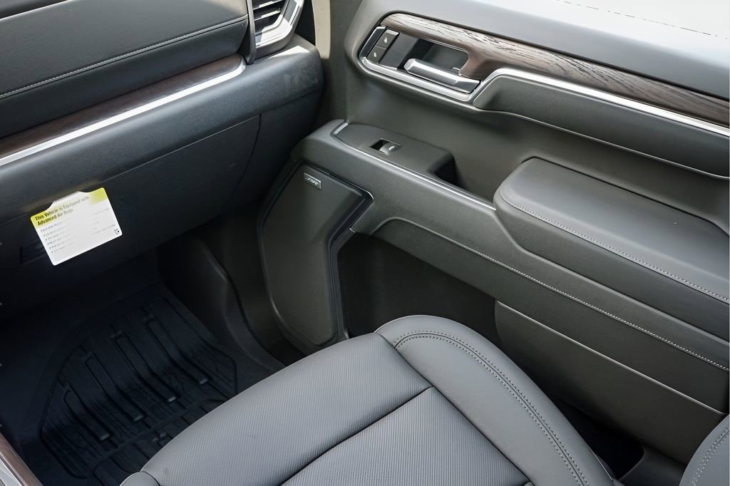 New 2026 GMC Sierra 1500 SLT image 25