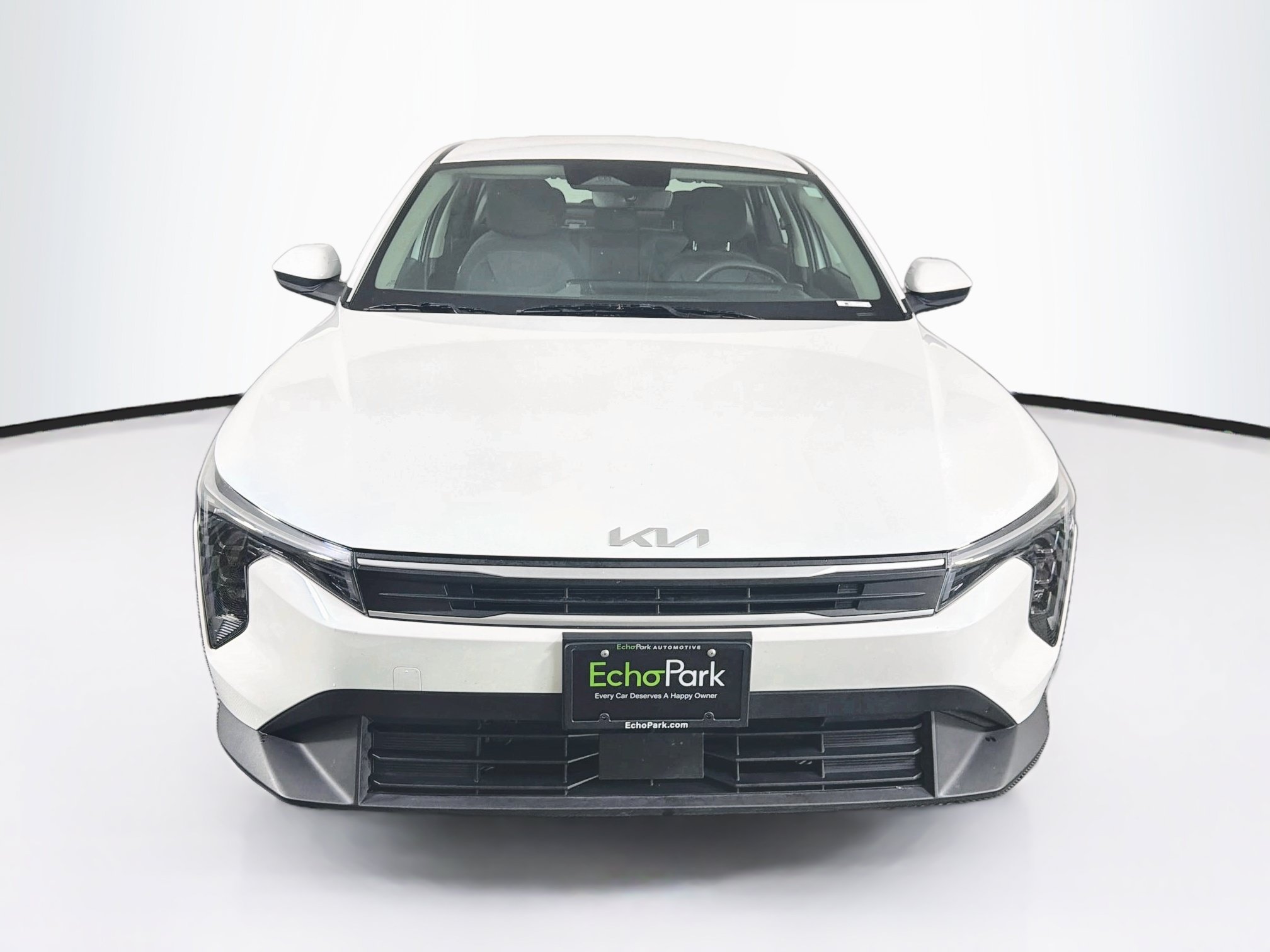 Used 2025 Kia K4 FWD image 2