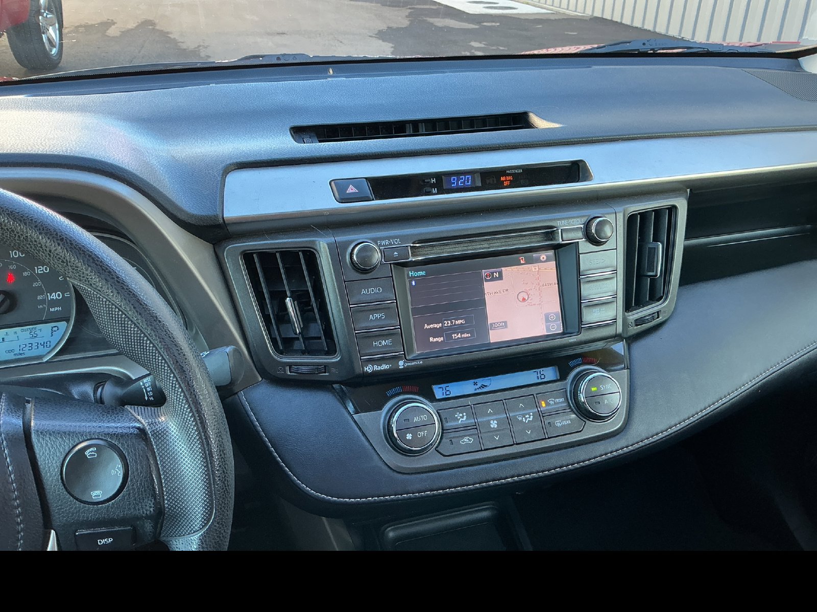 Used 2015 Toyota RAV4 XLE AWD/4WD image 18
