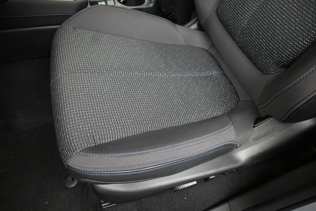 Certified 2025 Subaru Forester Premium AWD/4WD image 22