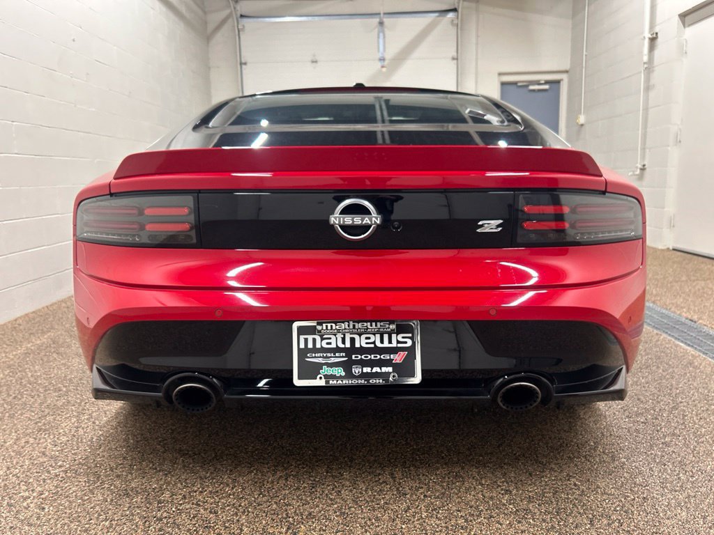 Used 2025 Nissan Z Performance w/ Floor Mat Package RWD image 3