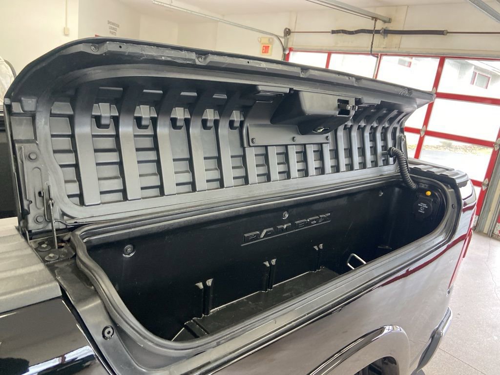 Used 2021 RAM 1500 Laramie image 21