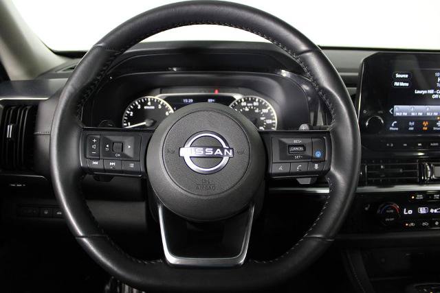 Certified 2023 Nissan Pathfinder SL w/ Black Appearance Package FWD image 27