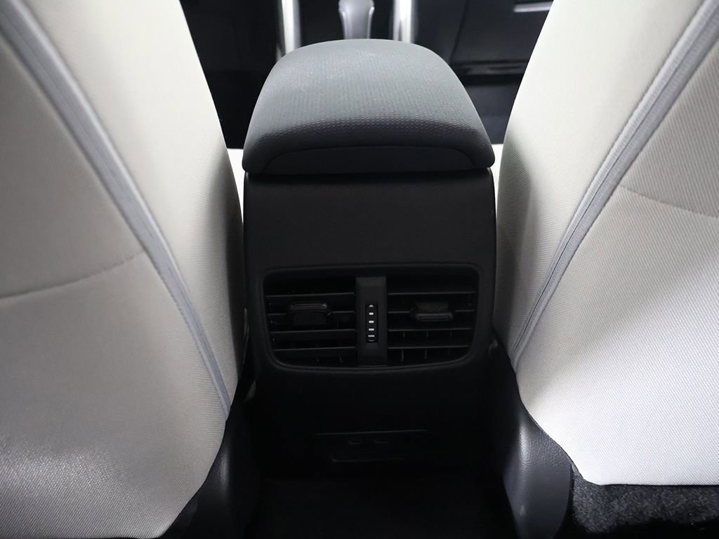 Used 2023 Toyota Corolla Cross LE image 49