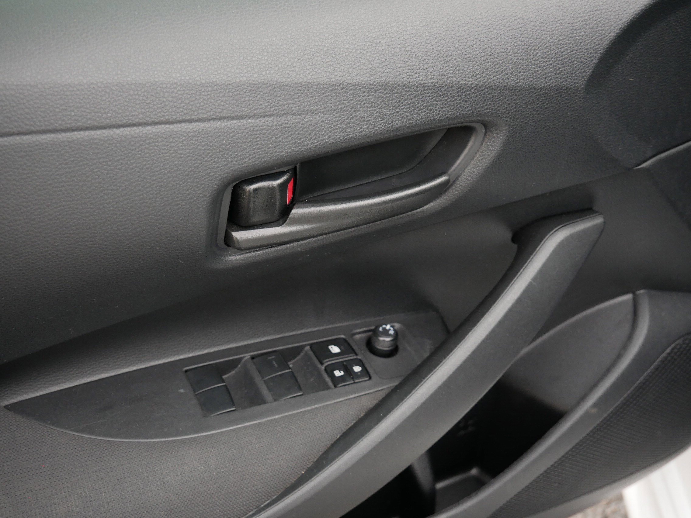 Certified 2024 Toyota Corolla LE image 20