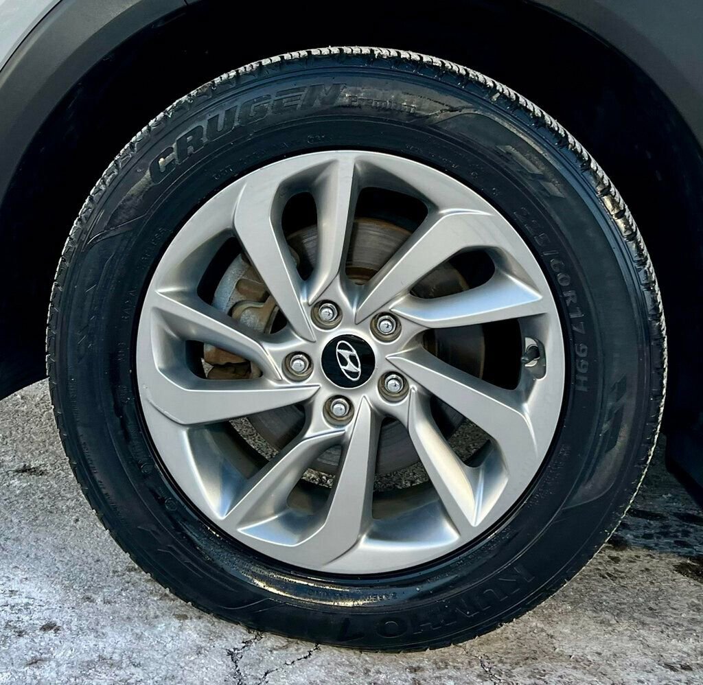 Used 2017 Hyundai Tucson SE Plus image 23