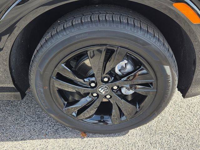 Certified 2025 Buick Encore GX Sport Touring w/ Advanced Technology Package FWD image 16